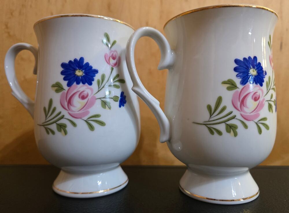 Sheffield Fine China J&H 1970 (Set of 2)